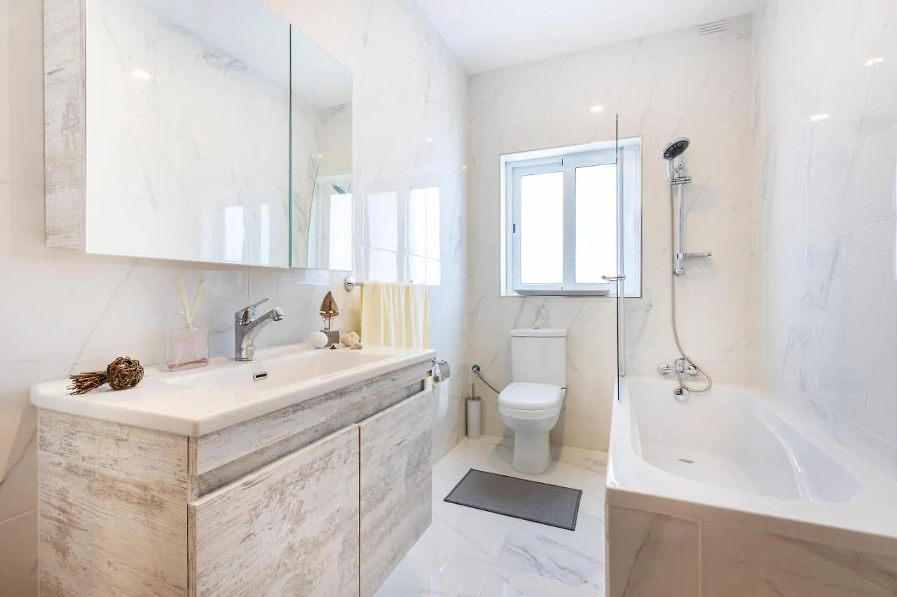 H1- Modern & Spacious 3 Bedroom Apartment San Gwann 0*,