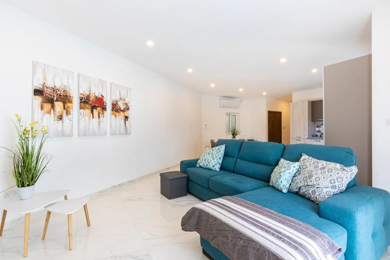 H1- Modern & Spacious 3 Bedroom Apartment contacts