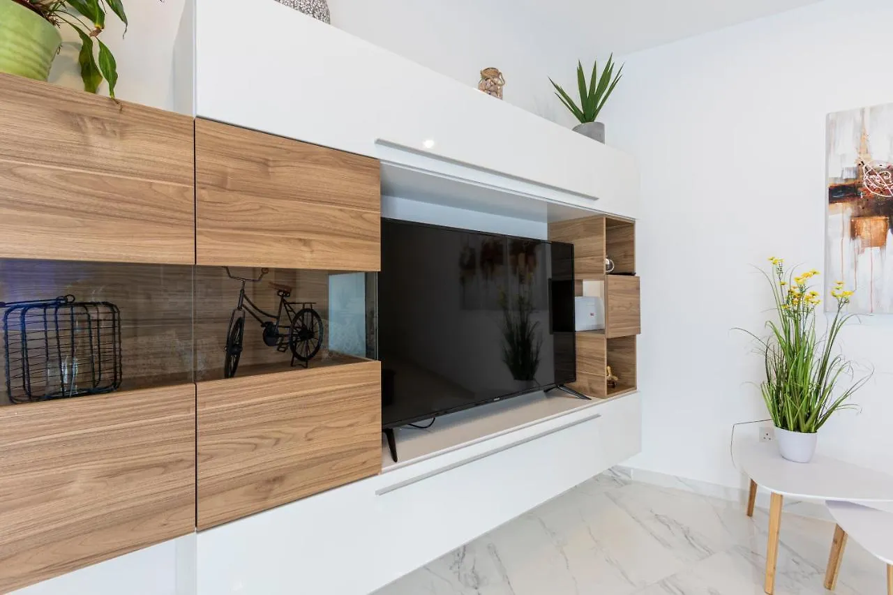H1- Modern & Spacious 3 Bedroom Apartment San Gwann